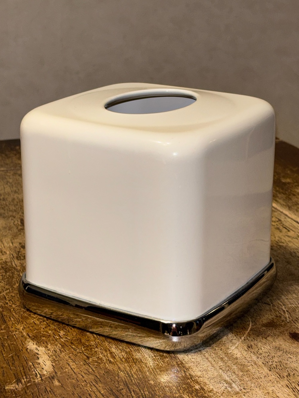 WHITE Metal Tissue Box